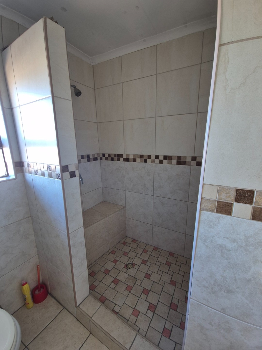 5 Bedroom Property for Sale in Motherwell Eastern Cape